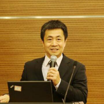 武汉学威国际商学院特约主讲老师易凌峰