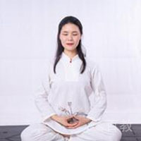 特约主讲老师May