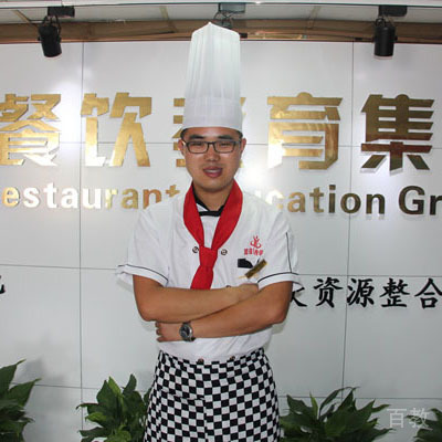 陈操