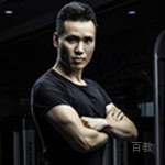 周巍