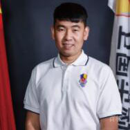 李鑫