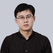 龙炎飞