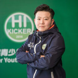 上海爱踢客青少年足球俱乐部特约主讲老师仇欣欣