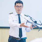特约主讲老师武剑