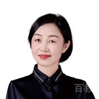 熊芳