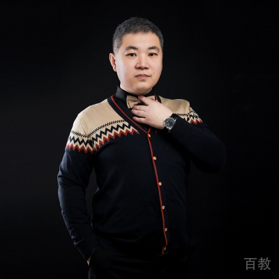 天津紫缘化妆培训学校特约主讲老师李文韬