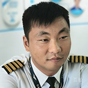 吴章兵教员