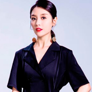小松老师-佛山秦芳影视化妆培训学校