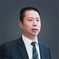特约主讲老师 何教授
