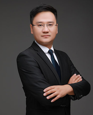 特约主讲老师 黄超