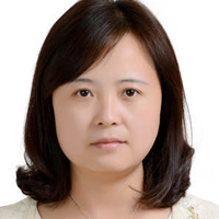 李芳