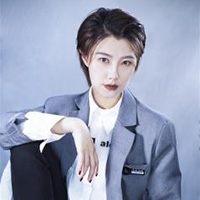 青島金善化妝學校特約主講老師康康老師