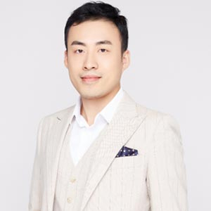 特約主講老師董博