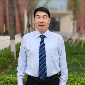 晋中市博雅培文实验学校特邀主讲老师李家强老师