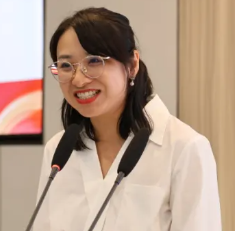 特约主讲老师黄敏副校长