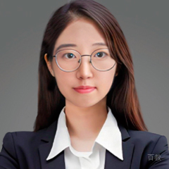 周佳颖