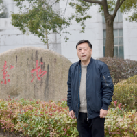 卢春建