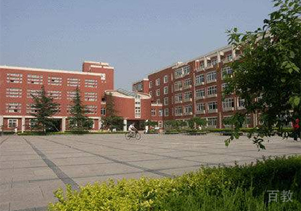 北京清华附中国际学校校园环境