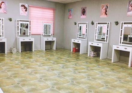郑州美业艺术培训中心化妆室