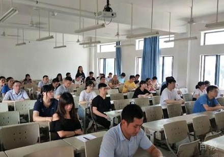 福州百闽教育课堂场景