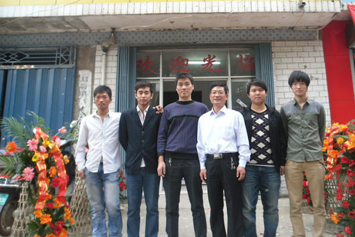 合肥新芯技教育成功学子，一年制笔记本维修高级工程师班毕业，毕