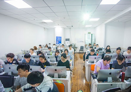 福州达内教育学员上课场景