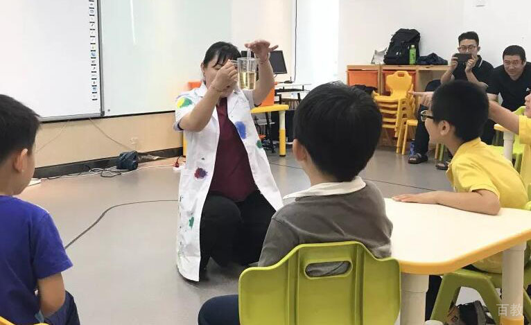 上海斯林姆国际教课堂学习