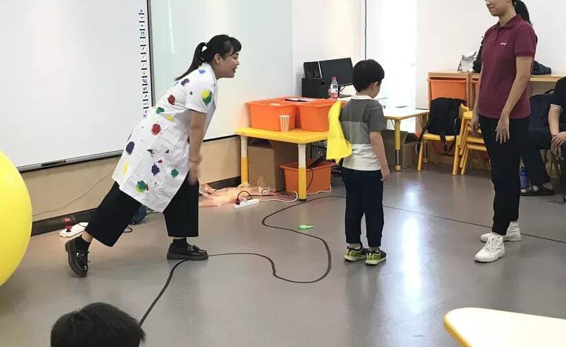 上海斯林姆国际教课堂学习