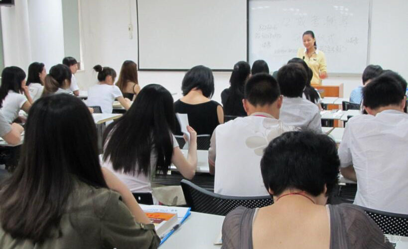长沙学天教育课堂学习