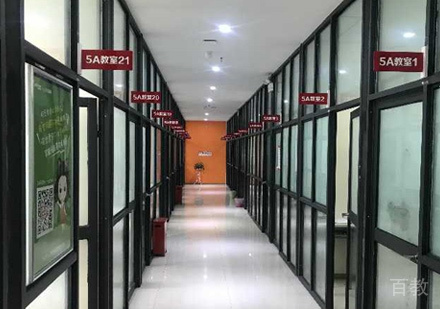 洛阳朴新教育校区教学环境展示