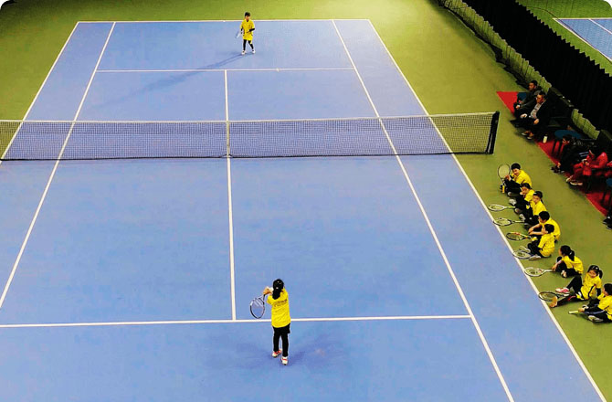 重庆动因体育少儿网球课堂体验