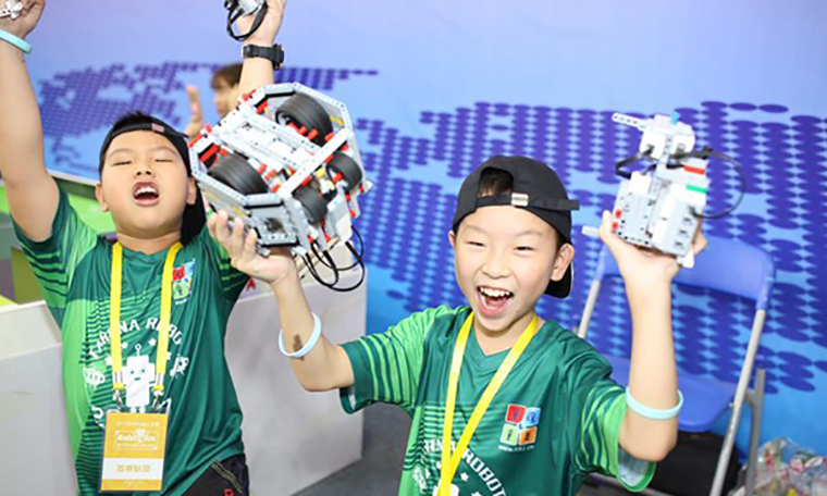 哈尔滨童程童美机器人大赛