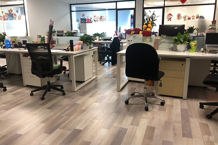 成都协进教育办公室环境