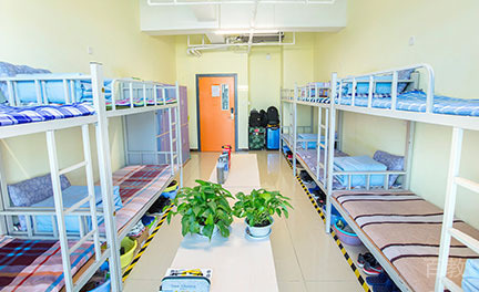武汉赛普健身教练培训迈欧健身学校宿舍环境
