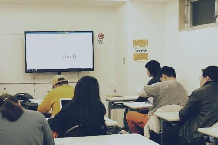 合肥华通留学教育留学辅导课堂