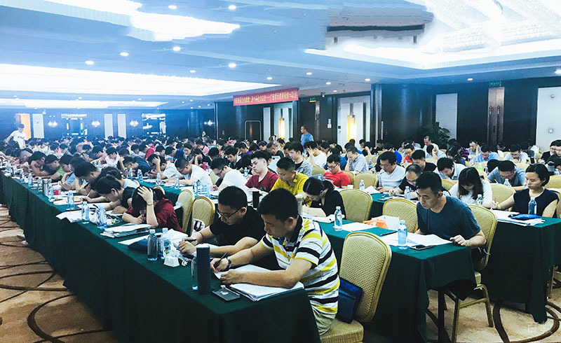 南宁学天教育二建课堂