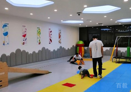 福州金色雨林课堂上课场景