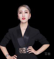 潘梅