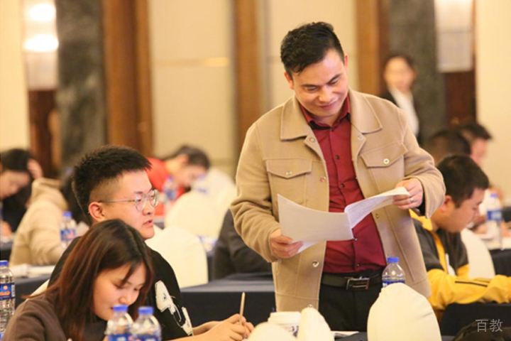 开林教育学校环境