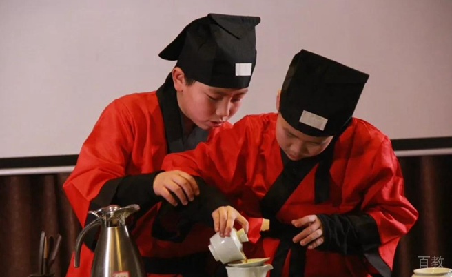 长沙罗丹礼仪课堂礼仪学习