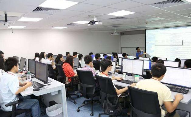 上海职坐标IT培训课堂学习