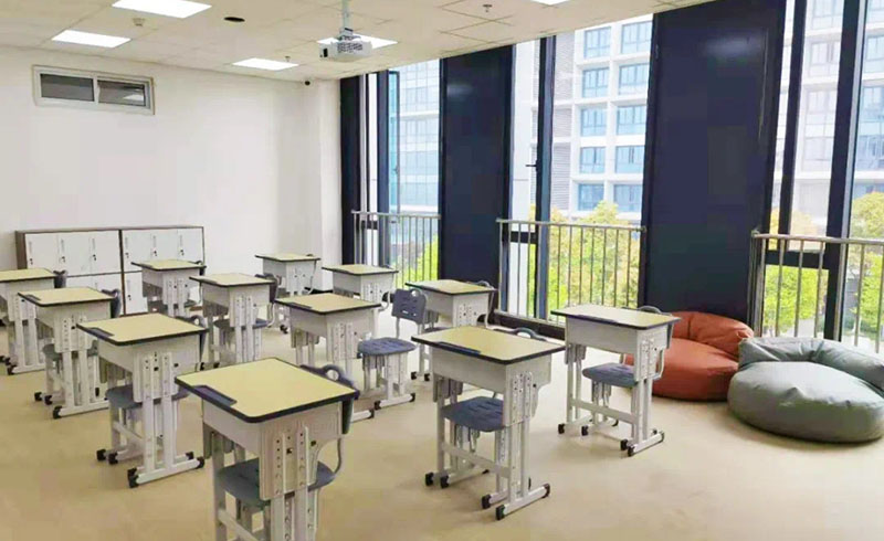 上海UEC国际学校教室环境