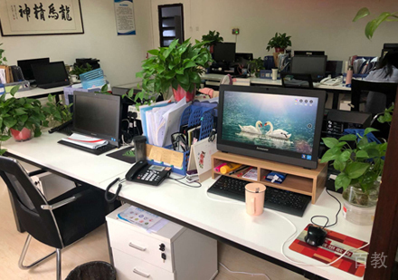 厦门匠人教育校区授课环境展示