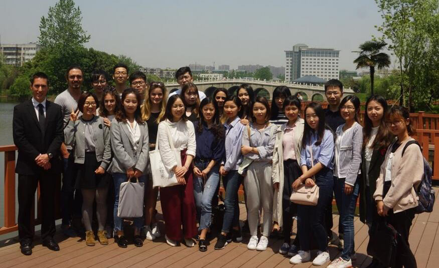 上海法国雷恩高等商学院DBA学位项目培训师生合照