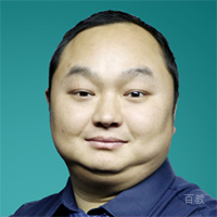 王何伟