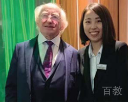 SEG瑞士教育的同学和名企老板合照