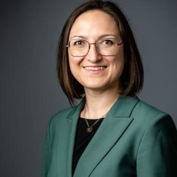 Olga Larina,PhD