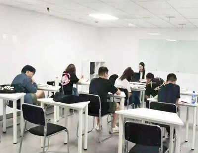 校区学校上课环境