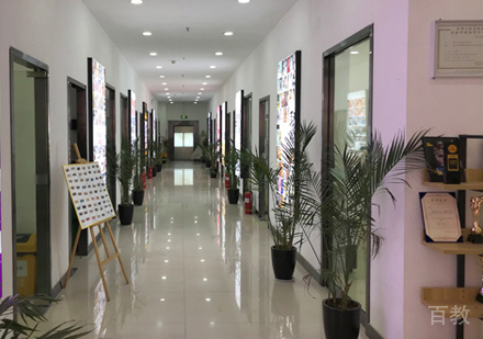 郑州黄茹化妆美甲学校校区教学环境展示