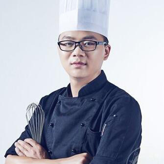 巫东